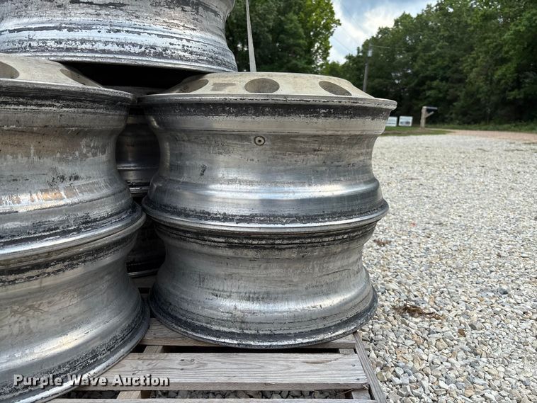 image for item FC1918 (8) Alcoa 22.5