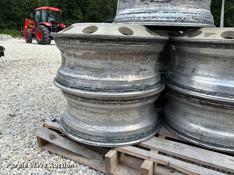 image for item FC1918 (8) Alcoa 22.5
