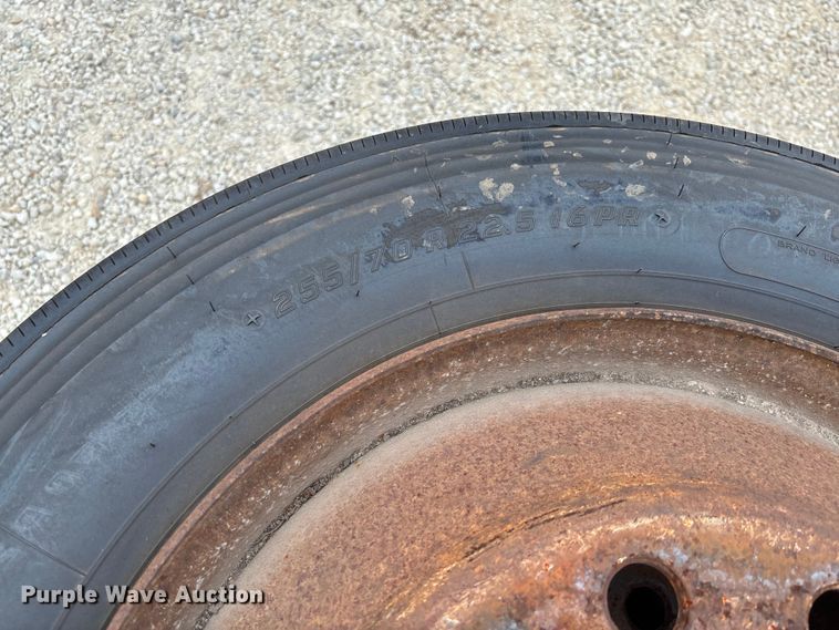 image for item FC1922 (6) 255/75R22.5 tires and wheels