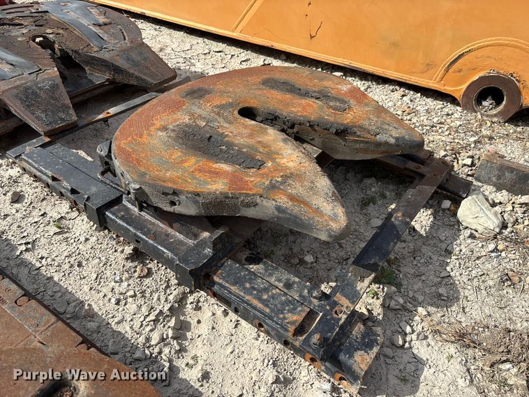 image for item FC1929 (6) sliding fifth wheel plates