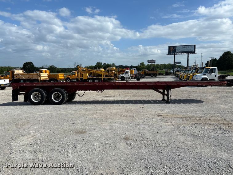 image for item FC1930 1968 John Evans HI43 flatbed trailer