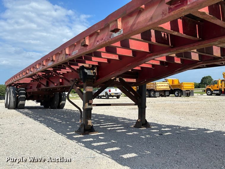 image for item FC1930 1968 John Evans HI43 flatbed trailer