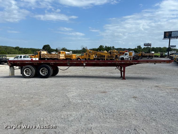 image for item FC1931 1974 Trailmobile flatbed trailer