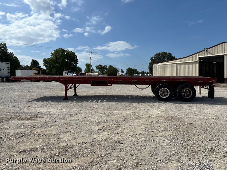 image for item FC1931 1974 Trailmobile flatbed trailer