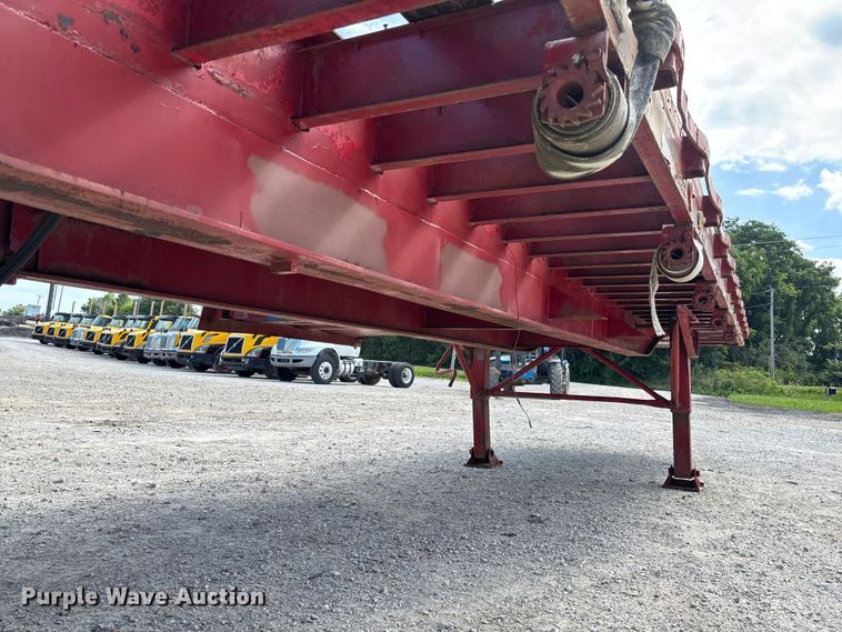 image for item FC1931 1974 Trailmobile flatbed trailer