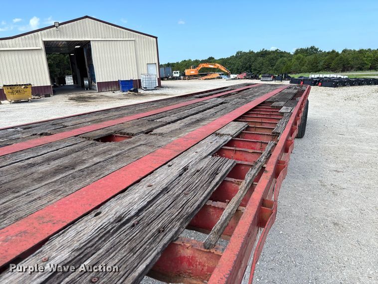 image for item FC1931 1974 Trailmobile flatbed trailer