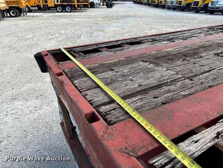 image for item FC1931 1974 Trailmobile flatbed trailer
