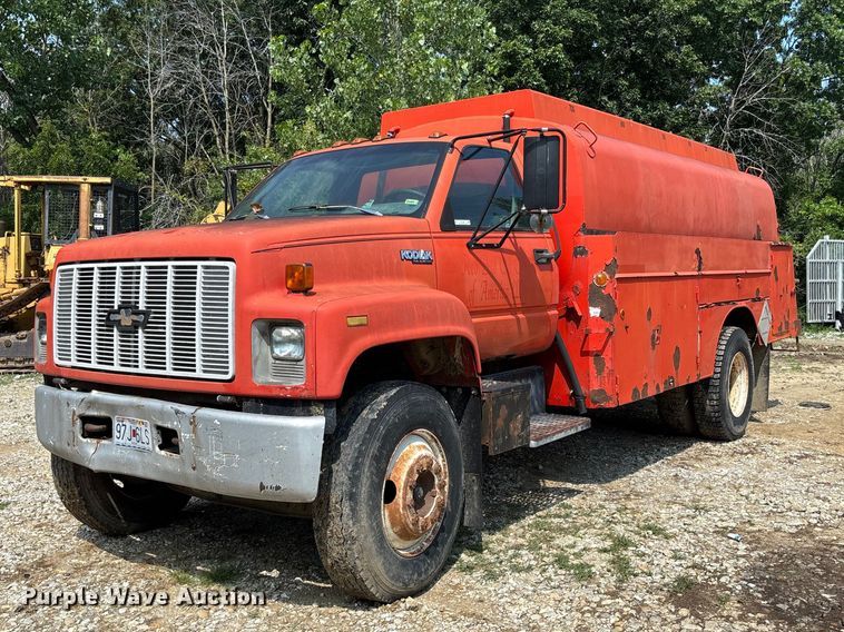1993 Chevrolet C7 Kodiak fuel truck