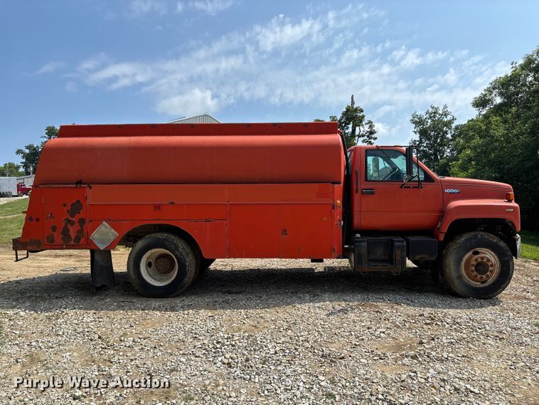 image for item FC1967 1993 Chevrolet C7 Kodiak fuel truck