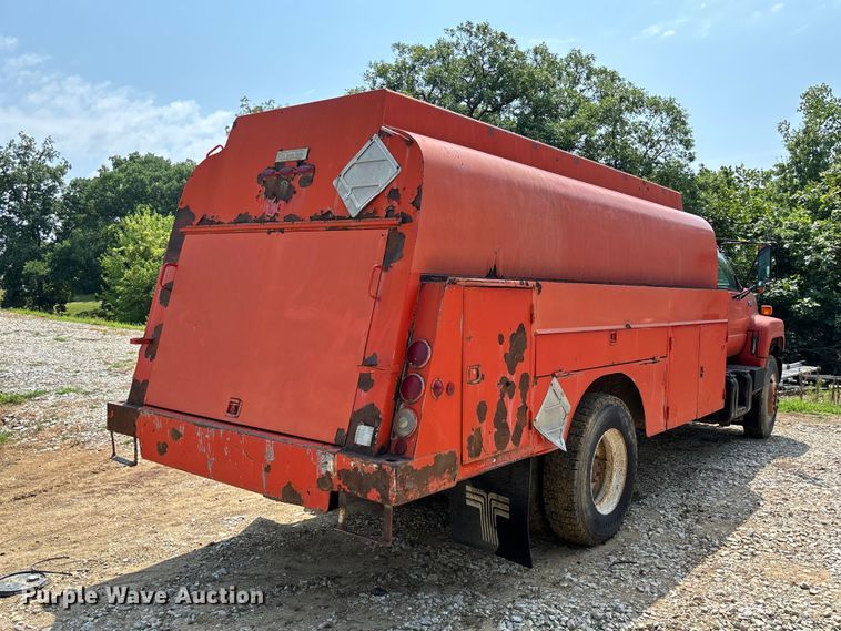 image for item FC1967 1993 Chevrolet C7 Kodiak fuel truck