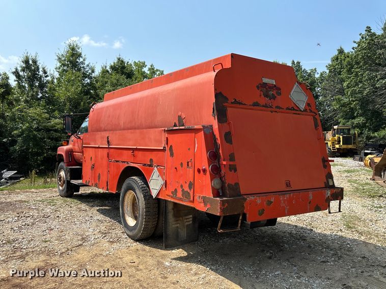 image for item FC1967 1993 Chevrolet C7 Kodiak fuel truck