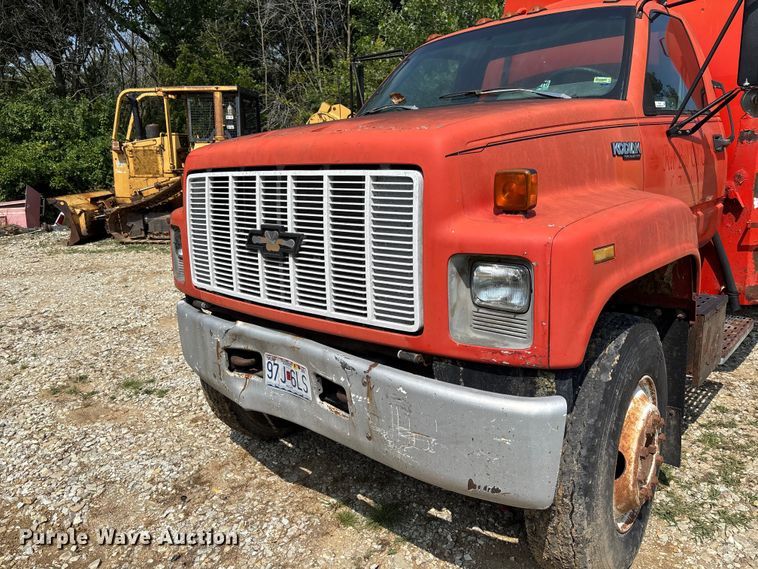 image for item FC1967 1993 Chevrolet C7 Kodiak fuel truck