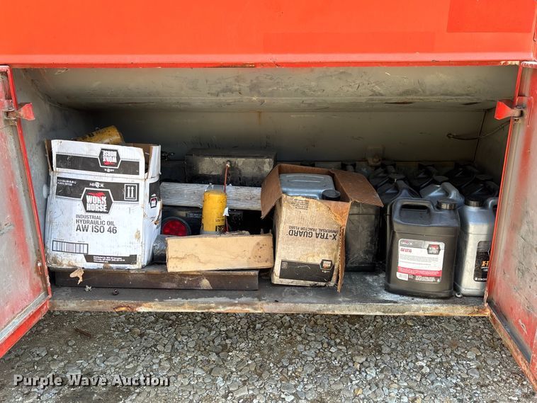 image for item FC1967 1993 Chevrolet C7 Kodiak fuel truck