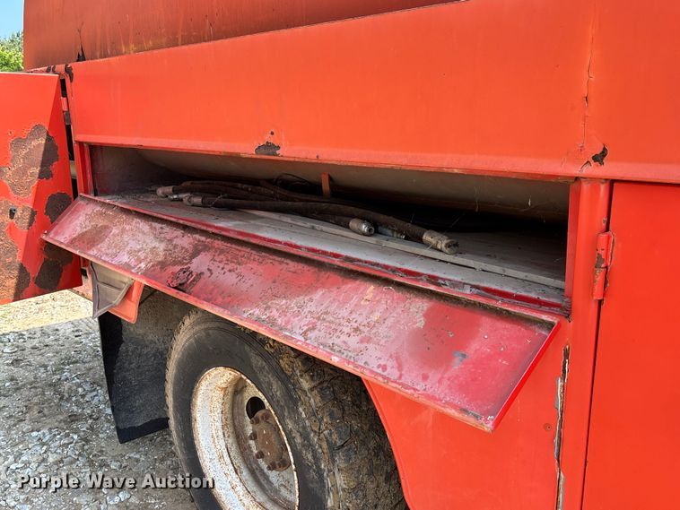 image for item FC1967 1993 Chevrolet C7 Kodiak fuel truck