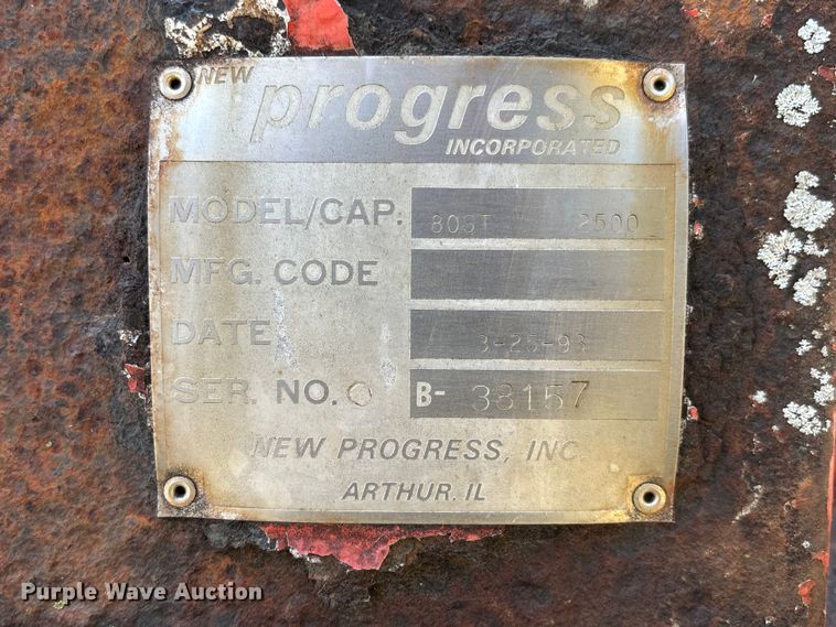 image for item FC1967 1993 Chevrolet C7 Kodiak fuel truck