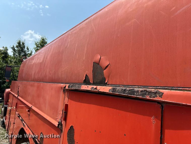 image for item FC1967 1993 Chevrolet C7 Kodiak fuel truck