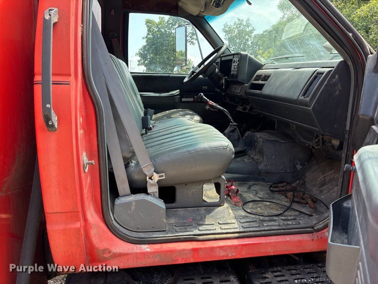 image for item FC1967 1993 Chevrolet C7 Kodiak fuel truck
