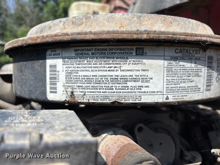 image for item FC1967 1993 Chevrolet C7 Kodiak fuel truck