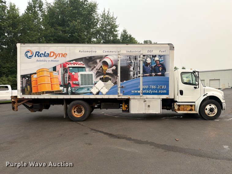 image for item FC3251 2014 Freightliner Business Class M2 box truck