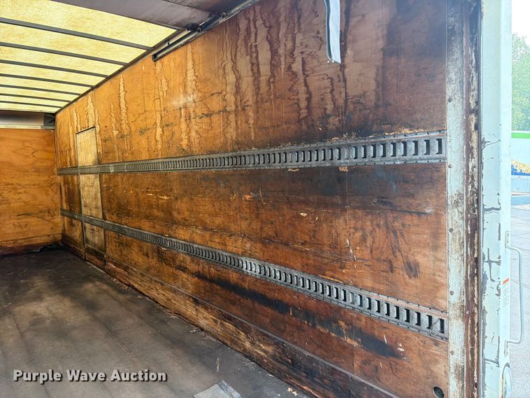 image for item FC3251 2014 Freightliner Business Class M2 box truck