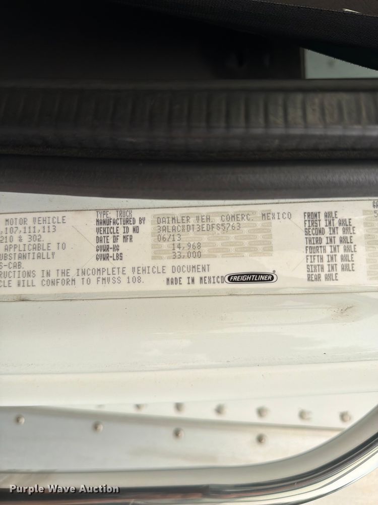 image for item FC3251 2014 Freightliner Business Class M2 box truck