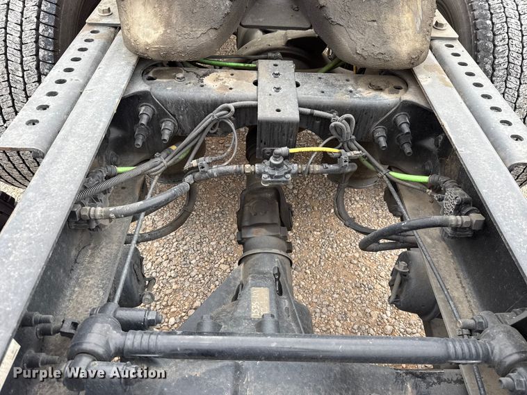 image for item FC4047 2023 International LT625 semi truck