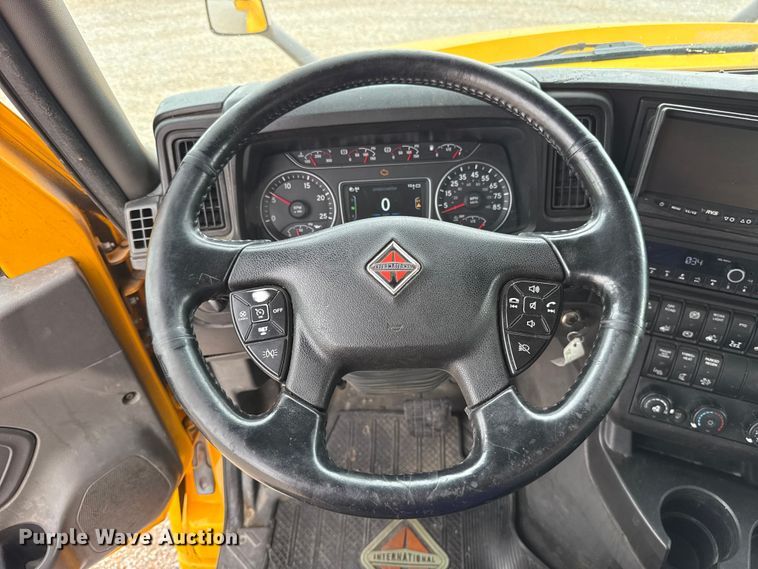 image for item FC4047 2023 International LT625 semi truck