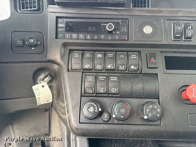 image for item FC4047 2023 International LT625 semi truck
