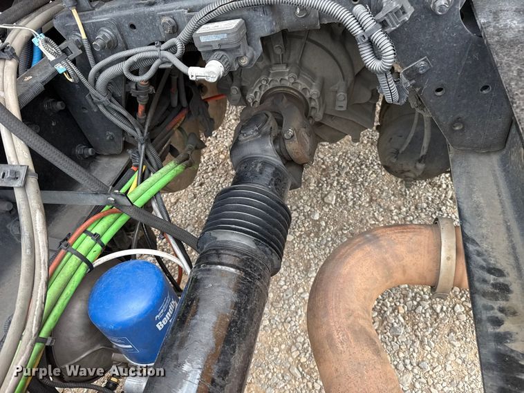 image for item FC4047 2023 International LT625 semi truck