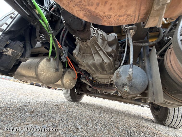 image for item FC4047 2023 International LT625 semi truck