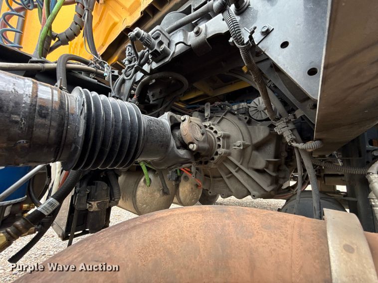 image for item FC4047 2023 International LT625 semi truck