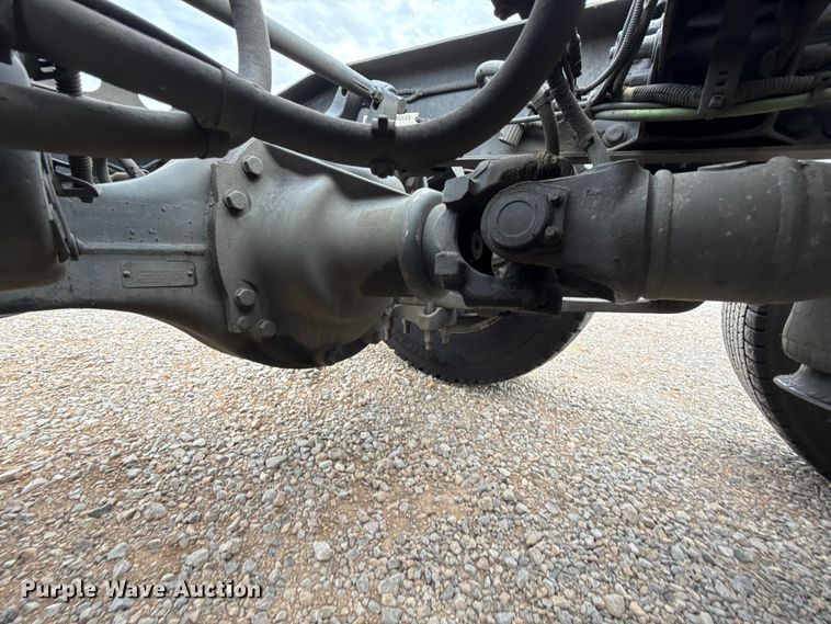 image for item FC4047 2023 International LT625 semi truck