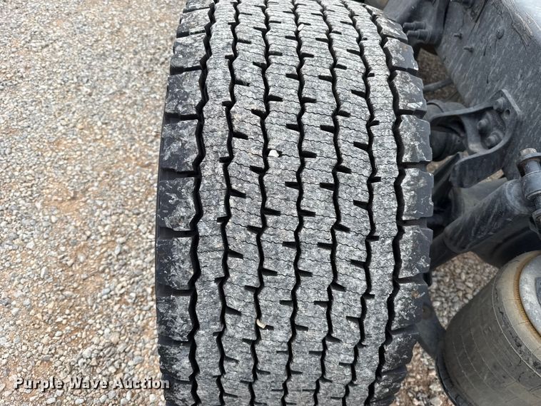 image for item FC4047 2023 International LT625 semi truck