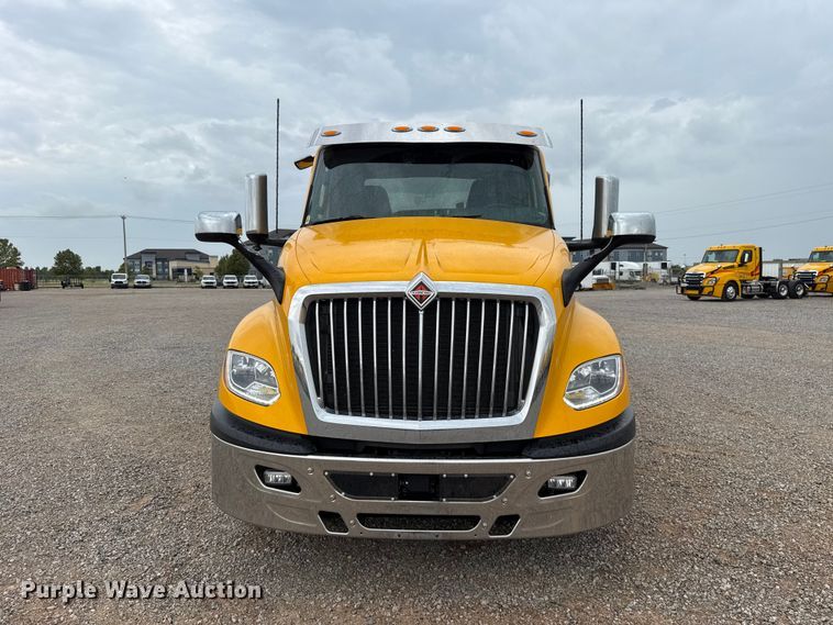 image for item FC4048 2023 International LT625 semi truck