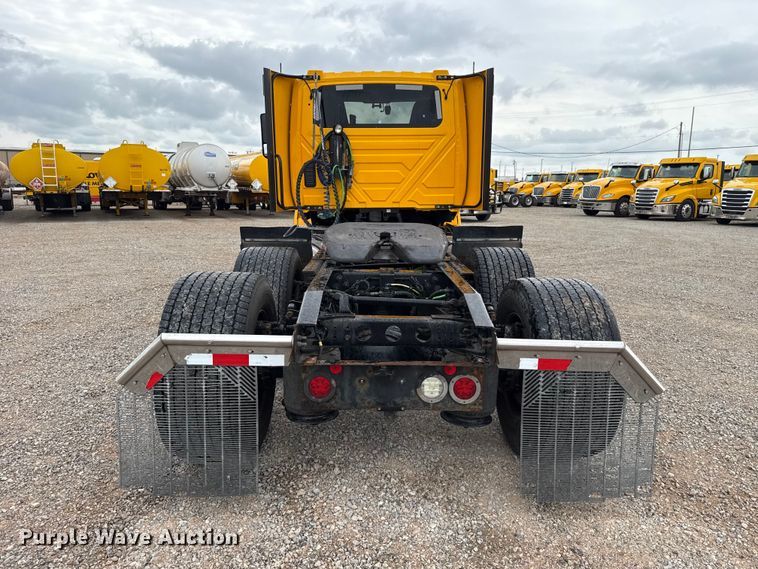 image for item FC4048 2023 International LT625 semi truck