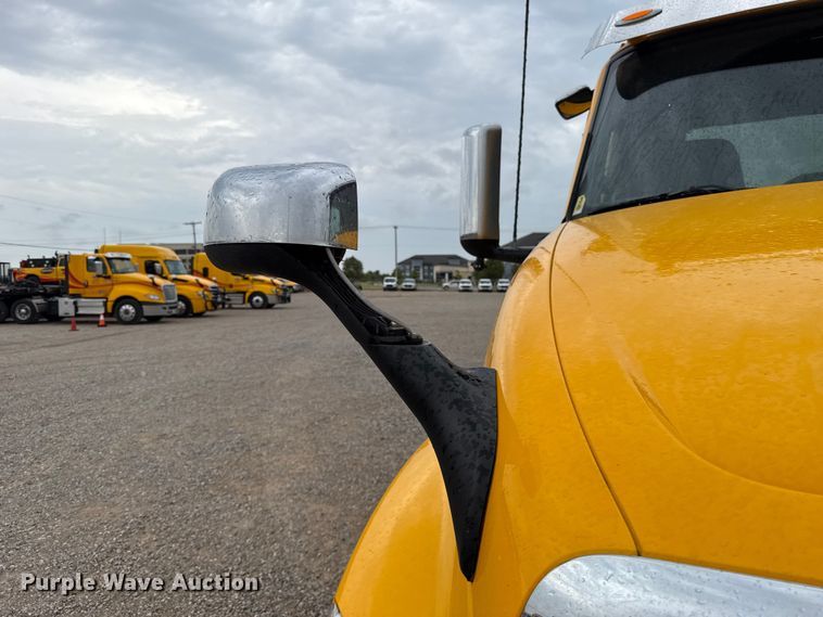 image for item FC4048 2023 International LT625 semi truck