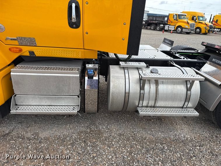 image for item FC4048 2023 International LT625 semi truck