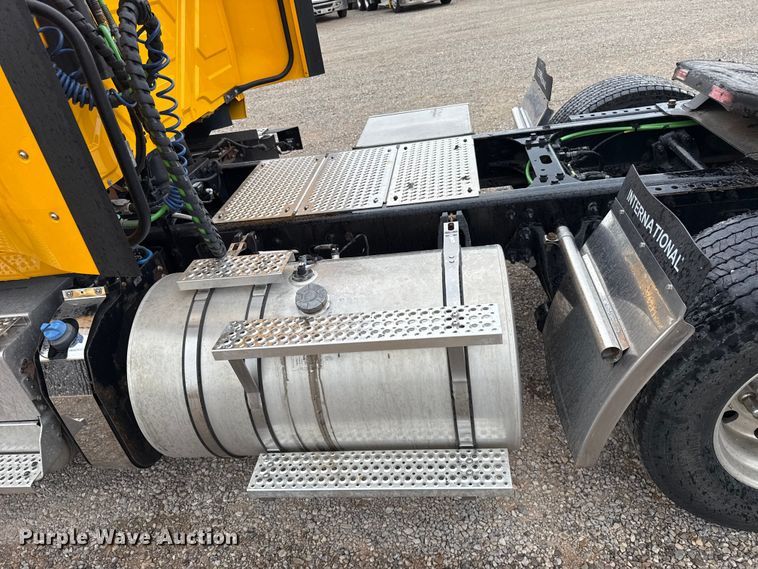 image for item FC4048 2023 International LT625 semi truck
