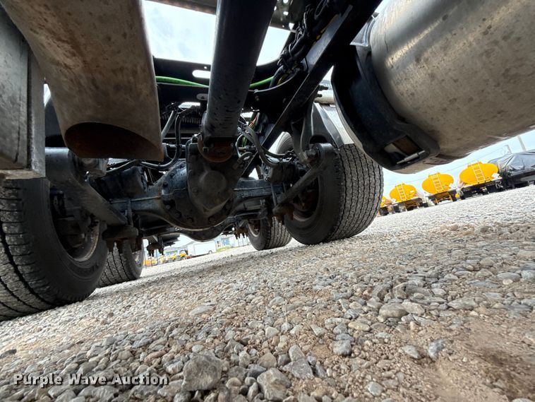 image for item FC4048 2023 International LT625 semi truck
