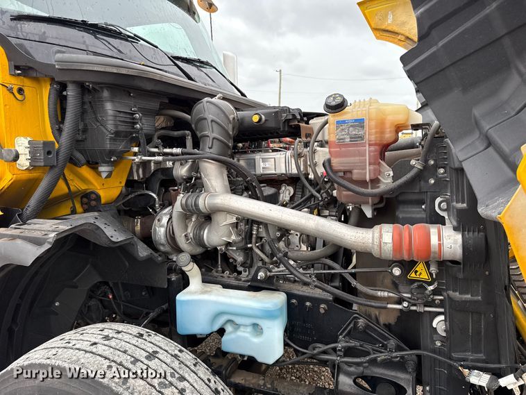 image for item FC4048 2023 International LT625 semi truck