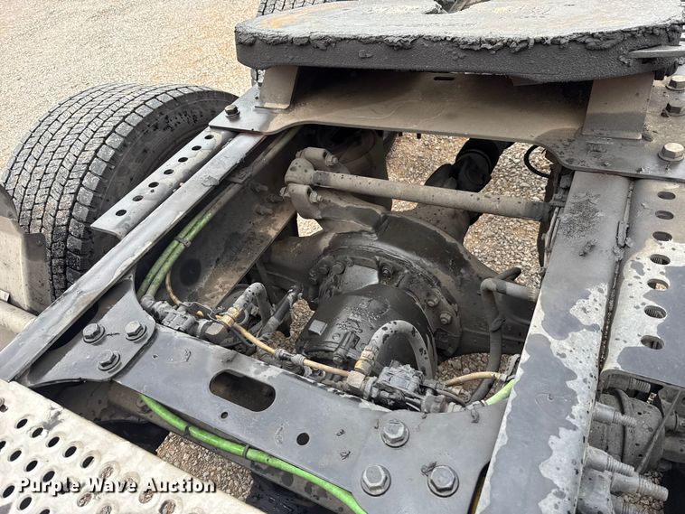 image for item FC4049 2024 International LT625 semi truck