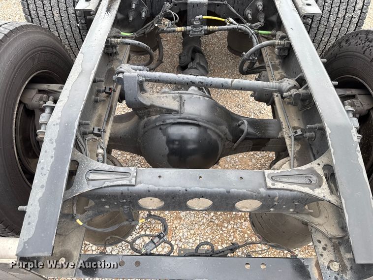 image for item FC4049 2024 International LT625 semi truck