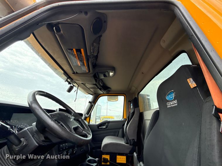 image for item FC4049 2024 International LT625 semi truck