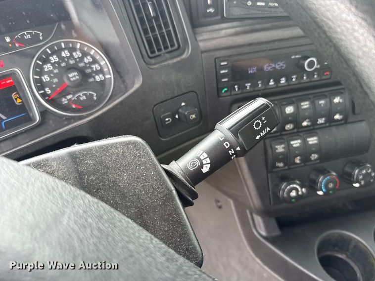 image for item FC4049 2024 International LT625 semi truck