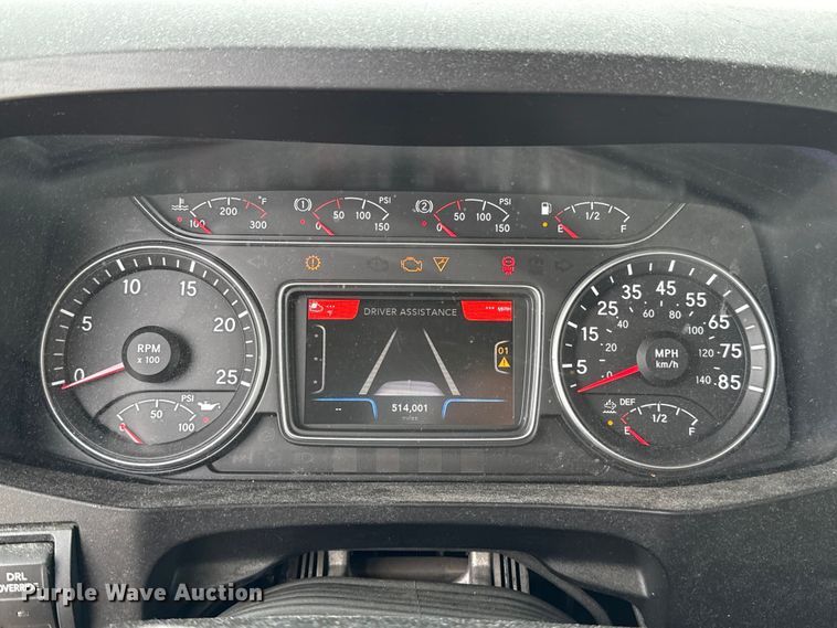 image for item FC4049 2024 International LT625 semi truck