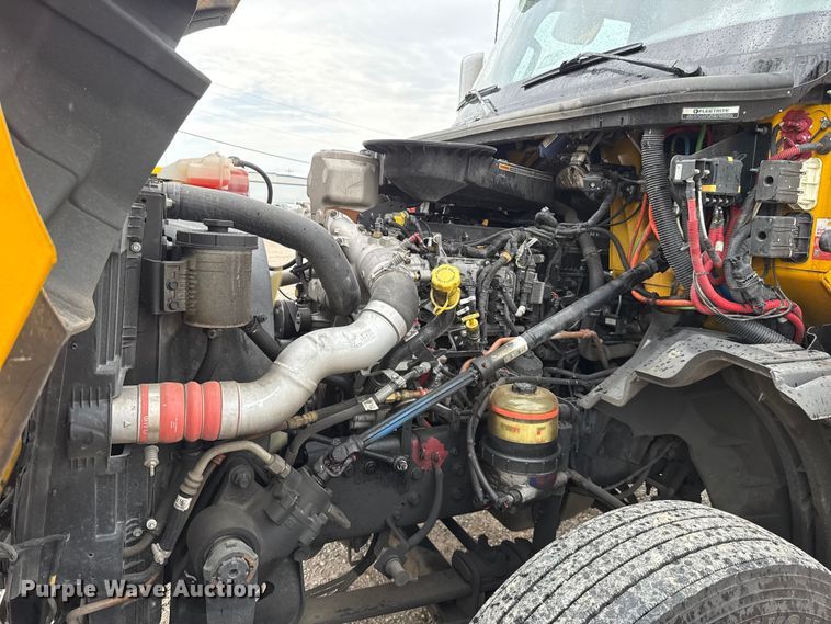 image for item FC4049 2024 International LT625 semi truck