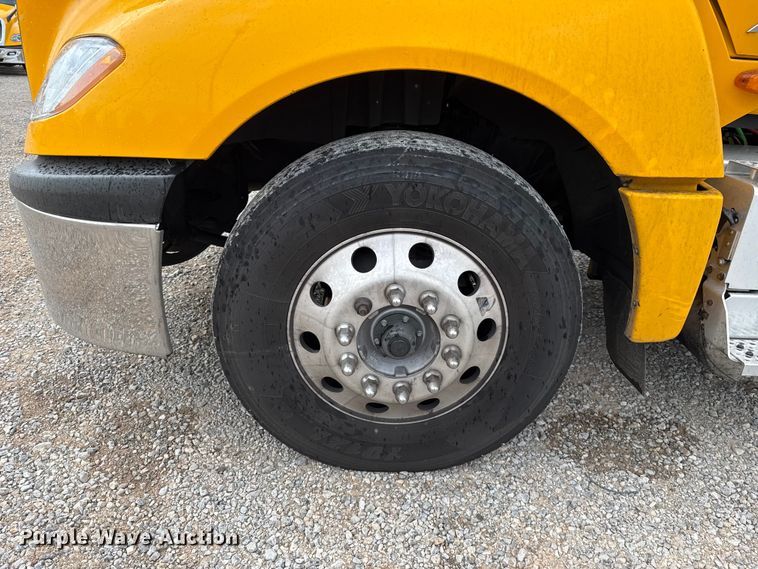 image for item FC4049 2024 International LT625 semi truck
