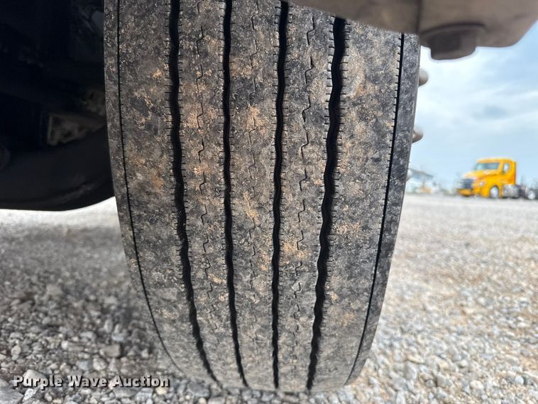 image for item FC4049 2024 International LT625 semi truck