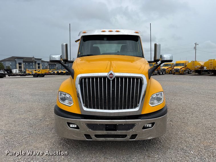 image for item FC4051 2023 International LT625 semi truck