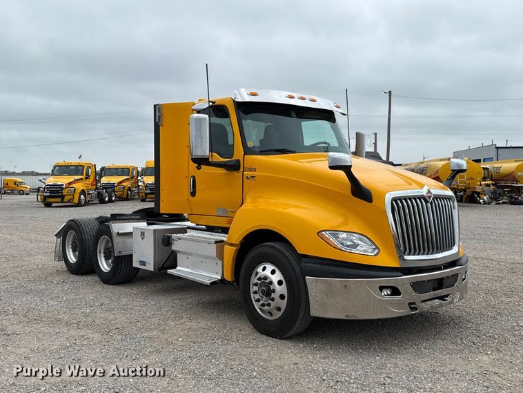 image for item FC4051 2023 International LT625 semi truck